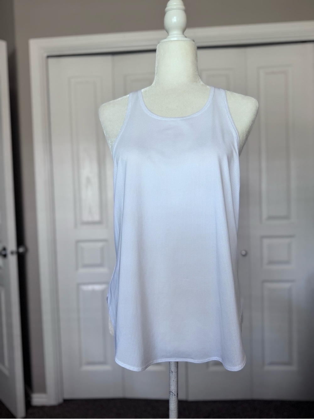 Women’s Fabletics Tank size XL